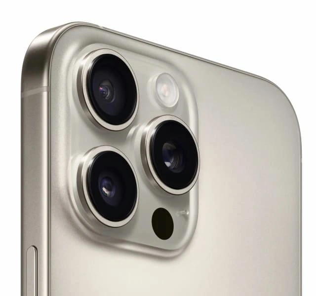 Смартфон Apple iPhone 16 Pro Max 512Gb Черный титан (eSIM+SIM) (Уцененный товар). Фото 3