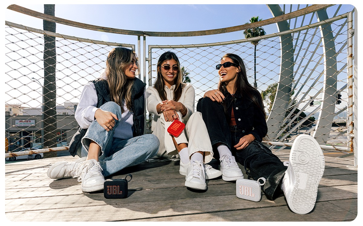 JBL-Go-4-Black-JBLGO4BLK-04